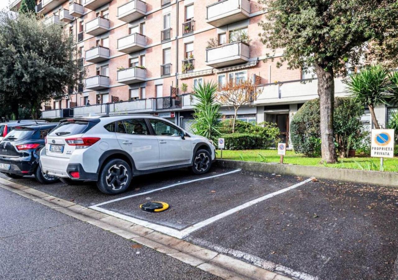 La Suite Di Tommy Con Parcheggio Privato Florencia Exterior foto